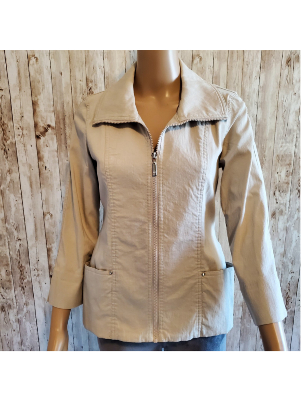JM Collection Beige Zip-Up Jacket Size 4
